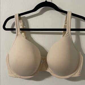 Cacique Lightly Lined T-Shirt Nude Women's Underwire Bra Size 40F (3D)